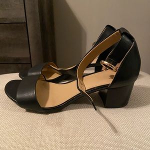 Michael Kors low heel
